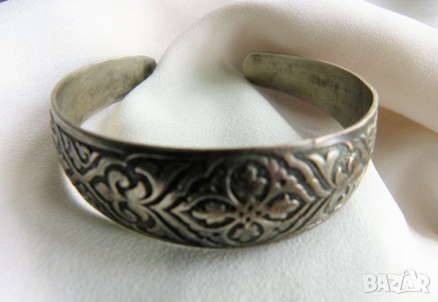 Османска възрожданска сребърна гривна, снимка 2 - Други ценни предмети - 39045676