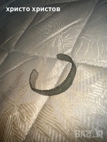 Стара гривна, снимка 2 - Антикварни и старинни предмети - 48535286