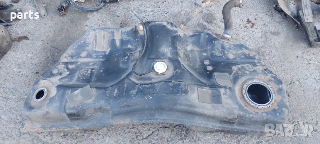 Резервоар Лексус ИС200 - Тойота N, снимка 2 - Части - 41837721