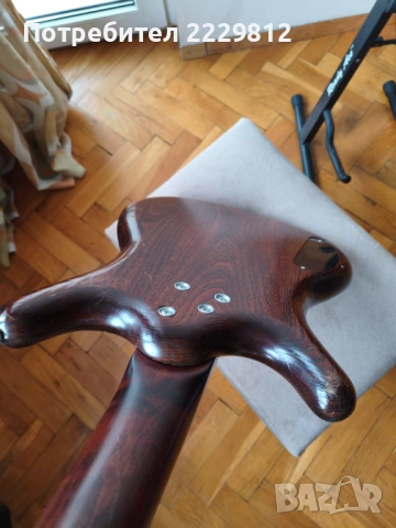 Бас китара Tanglewood с твърд куфар., снимка 2 - Китари - 53506377