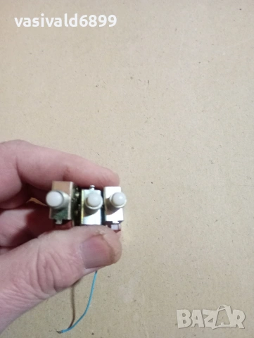 Лот от 3 микроключета , снимка 8 - Резервни части за машини - 53743485