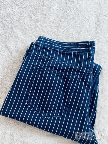 Дънки Bershka , снимка 2 - Дънки - 52345788