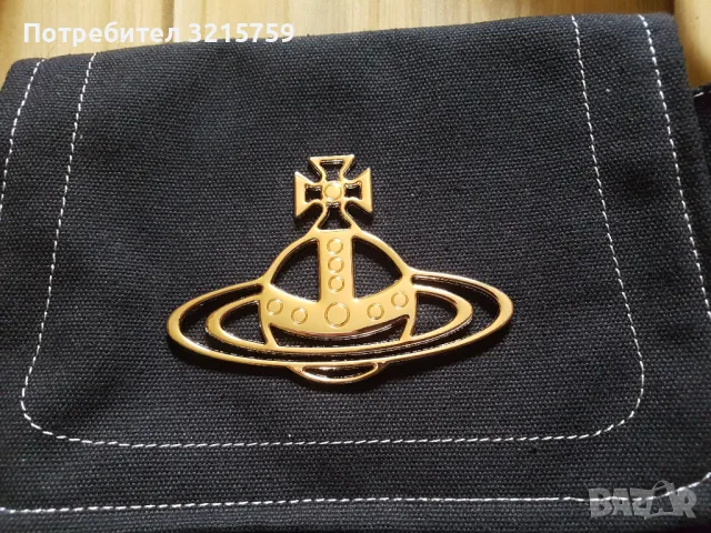 Нова дамска чанта с метално лого Сатурн , снимка 2 - Чанти - 47881702