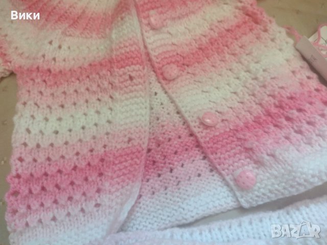 Плетен бебешки костюм в розово и бяло , снимка 3 - Комплекти за бебе - 41456027
