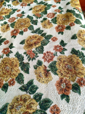 Жакардова красива покривка за маса или легло, снимка 2 - Покривки за маси - 52938378