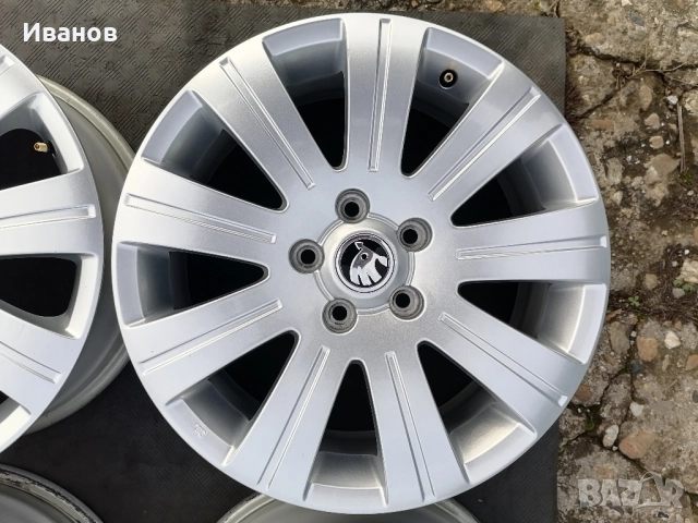 оригинални джанти 17" 5х112 Skoda , снимка 6 - Гуми и джанти - 52724856