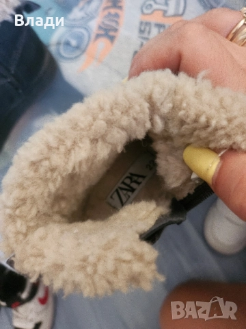 детски ботушки на Zara 22 номер, снимка 4 - Детски боти и ботуши - 51711372