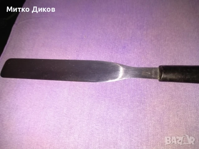 Шпатула за сладкиши като нова маркова на ЛТМ 335х200мм, снимка 2 - Аксесоари за кухня - 51093720