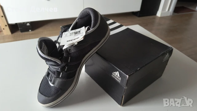 Спортни обувки "АДИДАС" JB01