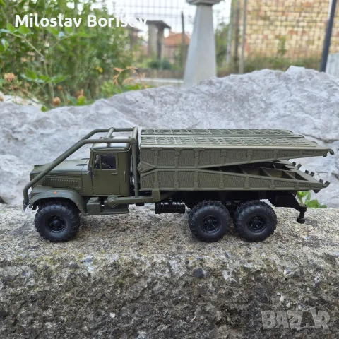 КРАЗ 255 TМM в мащаб 1:43, снимка 8 - Колекции - 55943474