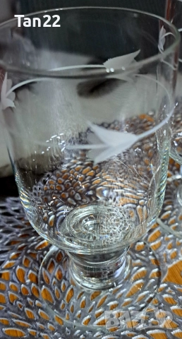 Комплект нежни стъклени чаши, снимка 7 - Чаши - 51536222