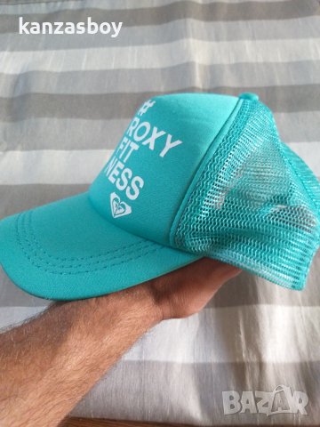 roxy fitness cap - страхотна шапка КАТО НОВА, снимка 5 - Шапки - 41670194