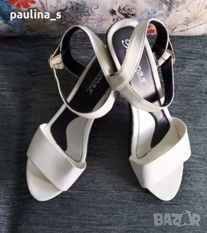 Два различни броя / Естествена кожа / Сандали с лята подметка / N 38 / 39, снимка 12 - Сандали - 46997222