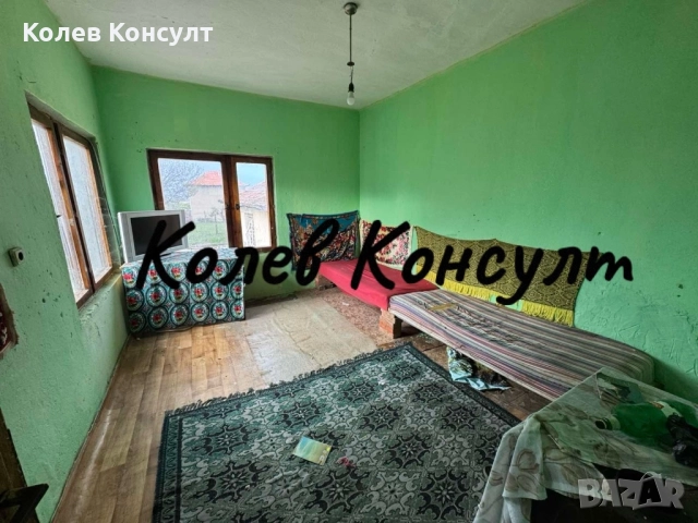 Продавам къща с. Помощник , снимка 7 - Къщи - 52076785
