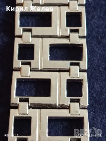 Красив дамски часовник BURBERRY QUARTZ здрава красива верижка 30396, снимка 5 - Дамски - 49661077