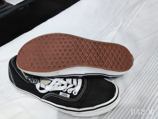 сникерси Vans Classic Canvas, снимка 6 - Кецове - 36050127