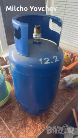 Продавам газова бутилка