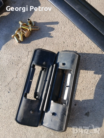 Продавам греди за таван и заден спойлер захонда црв 3, снимка 3 - Аксесоари и консумативи - 52731317