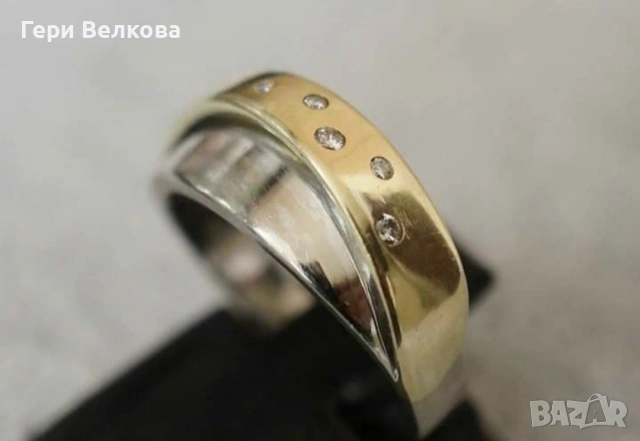 Дамски златен пръстен с диаманти