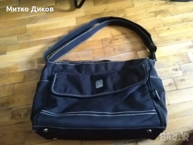 Чанта маркова на Русо промазан плат като нова за лаптоп или друга 38х28х15см