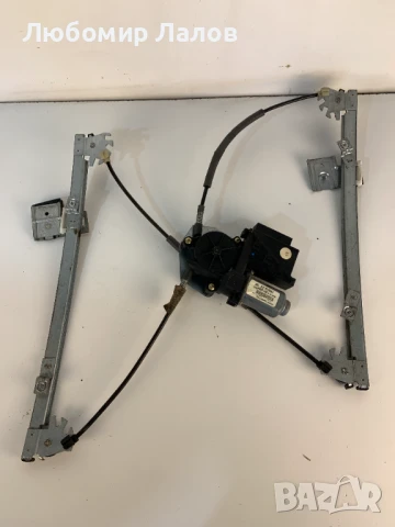 Стъклоповдигач мотор механизъм предно дясно стъкло Skoda Fabia (99-07)г. 601959802, снимка 2 - Части - 50476763