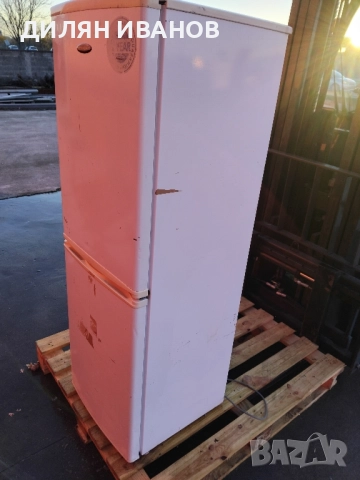 Малък хладилник с фризер., снимка 3 - Хладилници - 52424485