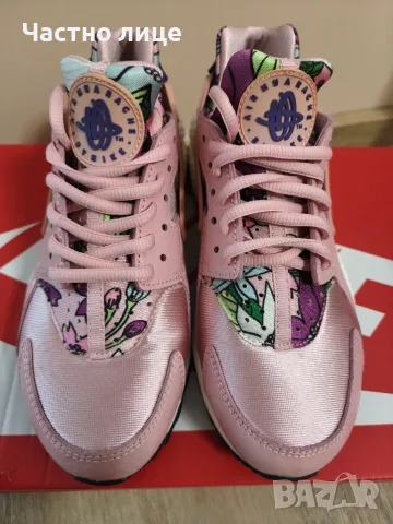 Дамски маратонки "Nike huarache"-37,5 номер, снимка 2 - Маратонки - 56243608