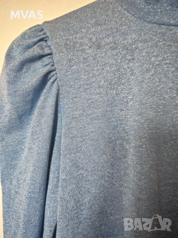 Нова блестяща дамска светло синя блуза с дълъг ръкав M размер, снимка 3 - Блузи с дълъг ръкав и пуловери - 53113313