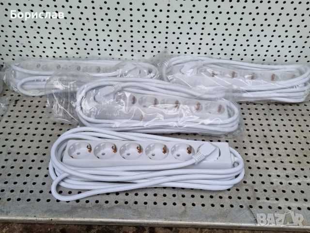 Разклонител от 6 гнезда с 5 м. кабел, снимка 2 - Разклонители и удължители - 36359070