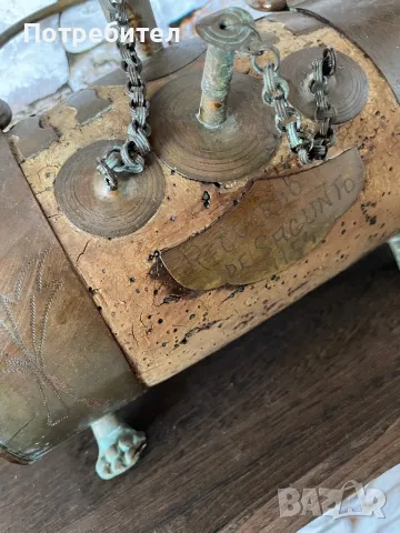 Антична бутилка за вода от 1954 г.