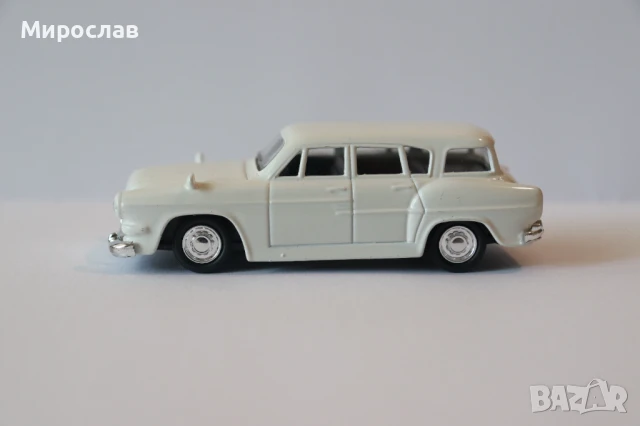 1/64 GRELL MODEL МОСКВИЧ?? ВАРТБУРГ?? КОЛИЧКА МОДЕЛ