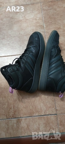 Adidas Hoops 2.0 Mid Winter 44⅔ (28.5 см) – Отлично състояние, снимка 4 - Маратонки - 53702176