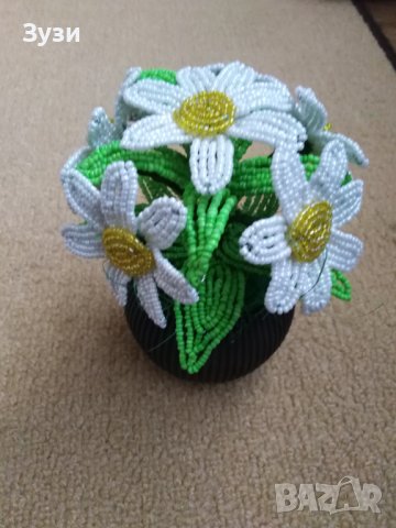 Цветя от мъниста, снимка 11 - Изкуствени цветя - 41483237