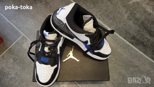 Маратонки Jordan, Puma, Nike
