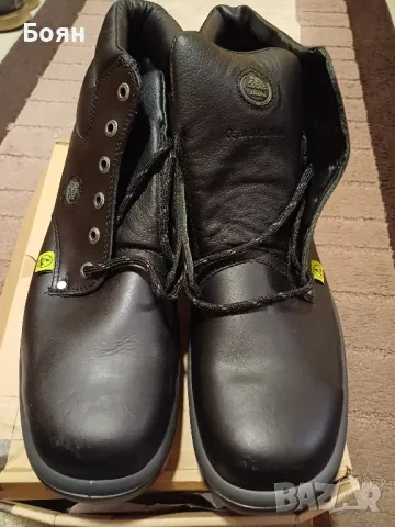 Работни обувки Bata , снимка 2 - Други - 48089960