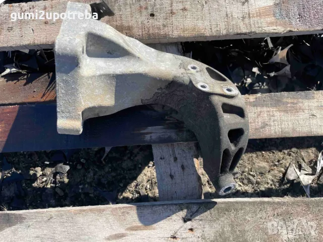 Скоба Дясна Лапа Тампон Двигател A6422230804 Mercedes E class W211 V6 320CDI 4matic