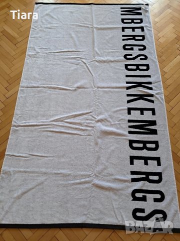 BIKKEMBERGS- Плажна кърпа, снимка 6 - Хавлиени кърпи - 50702756