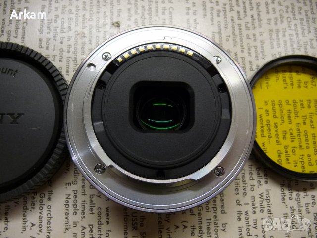 Обектив Sony SEL 16mm F/2.8 OSS Е mount, снимка 3 - Обективи и филтри - 40026807