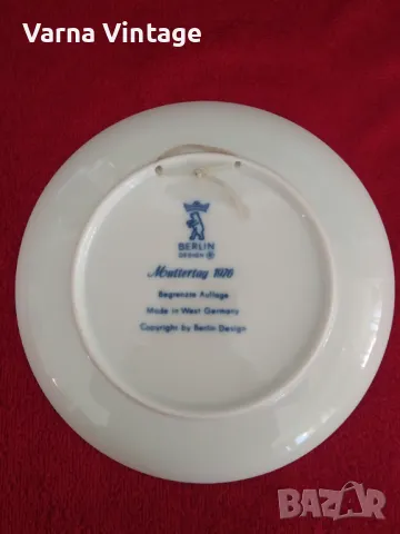 Колекционерска порцеланова чиния Muttertag (Ден на майката) 1976. Berlin Design Германия. марк, снимка 3 - Колекции - 48516343