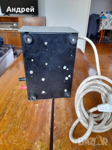 Старо зарядно устройство за акумулатор #3, снимка 6 - Антикварни и старинни предмети - 51536733