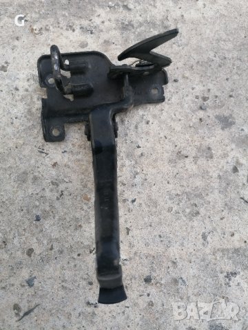 Audi A4 B6 Брава за Преден Капак , снимка 6 - Части - 42283565