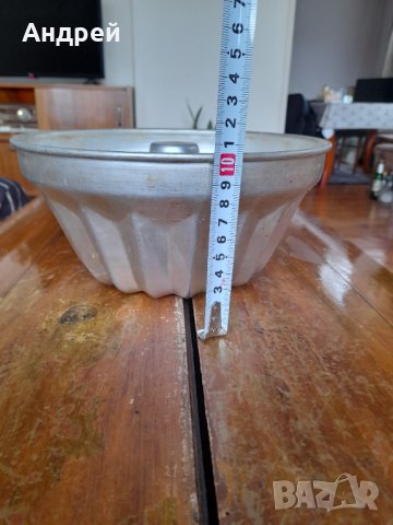 Стара алуминиева форма за кекс #9, снимка 2 - Антикварни и старинни предмети - 44243996