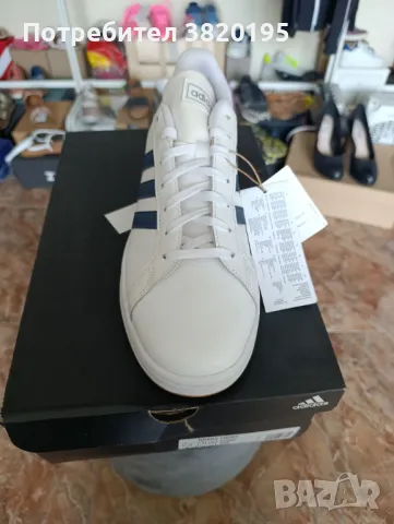 Оригинални маратонки Adidas, снимка 3 - Маратонки - 49644516