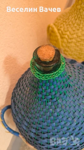 Дамаджани плетени 2 броя по 25 литра от соца., снимка 2 - Бидони, бурета и бъчви - 50707434