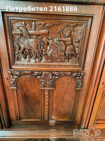 Красив дъбов шкаф с дърворезба , снимка 4 - Шкафове - 53075824