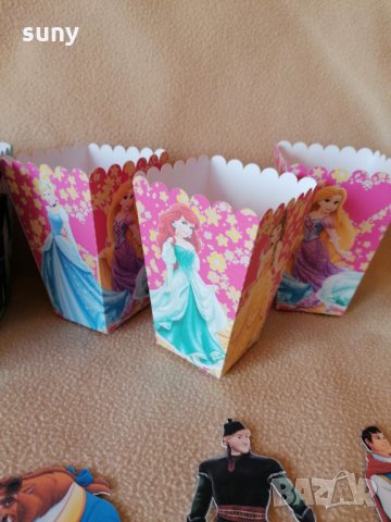 Кутийка за пуканки / чипс / бонбони с Принцеси , снимка 2 - Други - 34017951