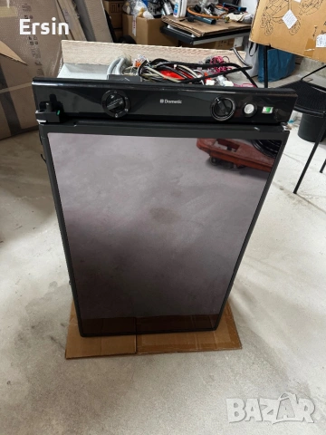 Хладилник Dometic RM5380  (Свален от чисто нов Кемпер)  