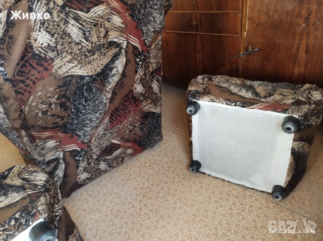 Продавам холна гарнитура , снимка 12 - Дивани и мека мебел - 53140797