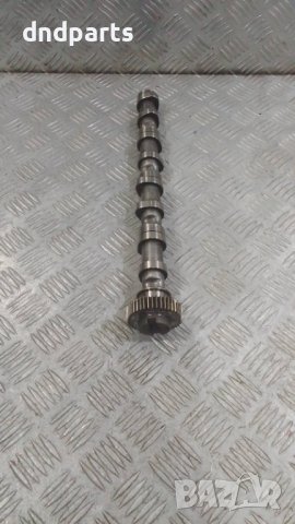 Разпределителен вал Audi A4 B8 2.0TDI 177кс. 2012г.	