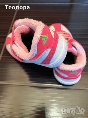 Детски маратонки Адидас, снимка 4 - Детски маратонки - 35993935